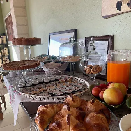 Bed & Breakfast Antica Masseria Il Casone *